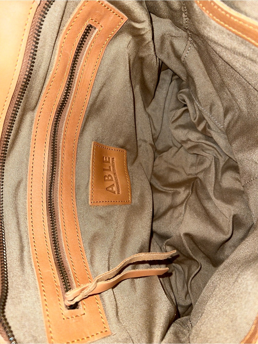 ABLE RACHEL UTILITY CROSSBODY - Picture 11 of 12